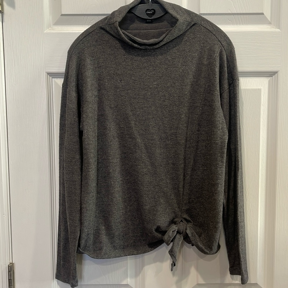 NWOT Vera Wang top